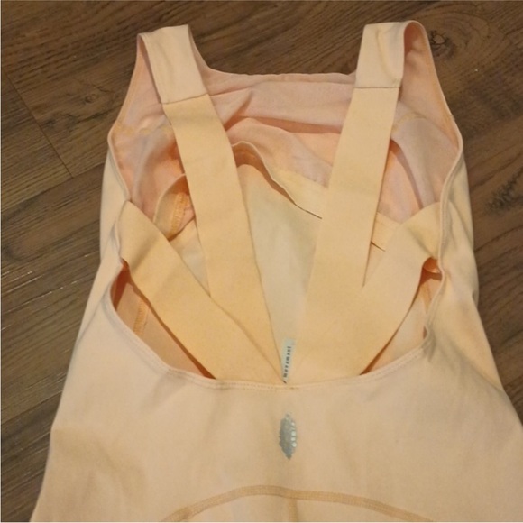 Free People Movement Pale Orange Strappy Open
Back Fitted Skinny Jumpsuit A33 - Picture 8 of 12